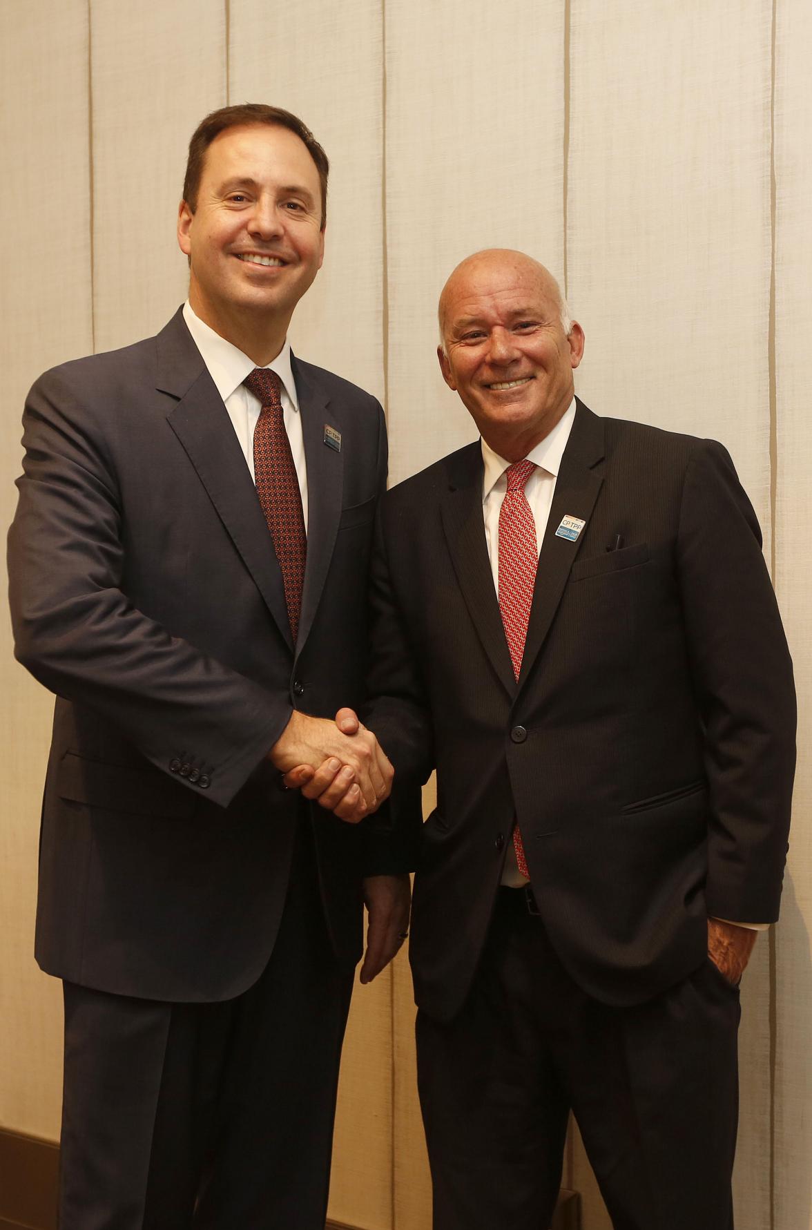 Minister for Trade, Tourism and Investment, the Hon Steven Ciobo MP, meeting Peruvian Minister for Foreign Trade and Tourism, Eduardo Ferreyros Küppers in the margins of the signing ceremony for the Comprehensive and Progressive Agreement for Trans-Pacifi