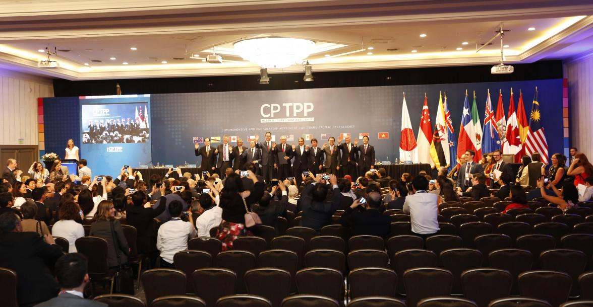 Minister for Trade, Tourism and Investment, the Hon Steven Ciobo MP with his counterparts from Brunei Darussalam, Canada, Chile, Japan, Malaysia, Mexico, New Zealand, Peru, Singapore and Viet Nam following the signing of the Comprehensive and Progressive
