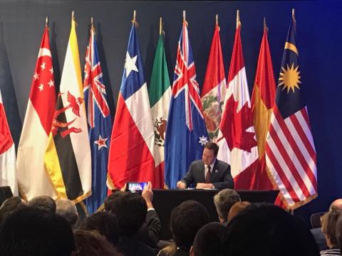 Minister for Trade, Tourism and Investment, the Hon Steven Ciobo MP, signing the Comprehensive and Progressive Agreement for Trans-Pacific Partnership in Santiago, Chile on 8 March 2018